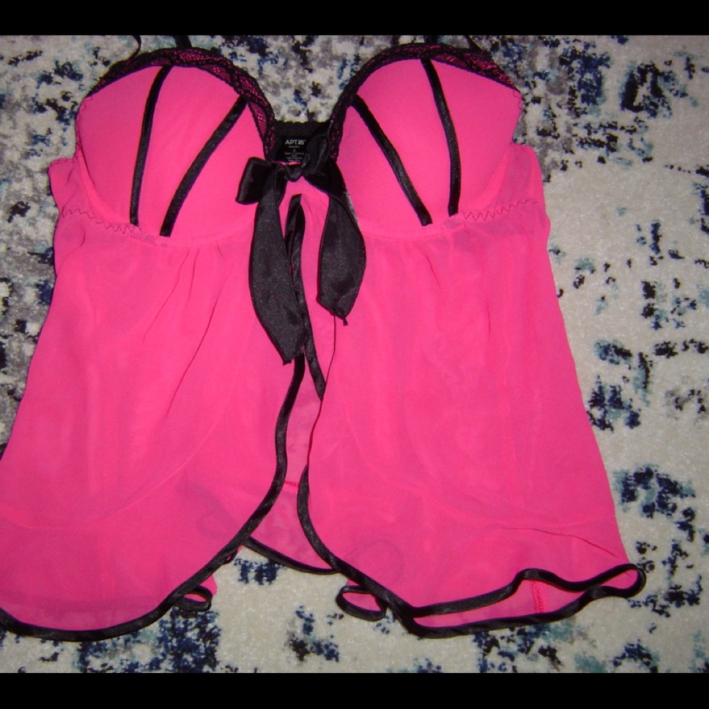 Sexy and sweet lingerie top with lace/satin/bow.